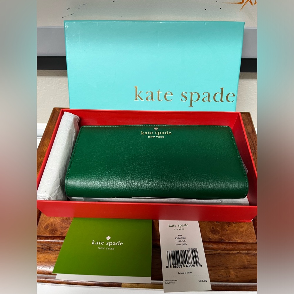 Kate Spade Green wallet